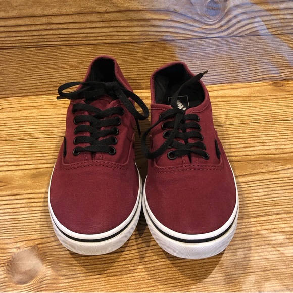 Ladies size 7 maroon black vans - Picture 3 of 7